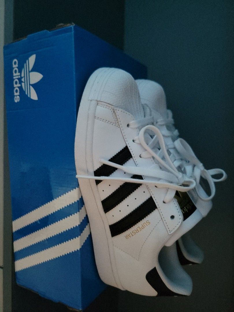 Adidas us7 5 deals