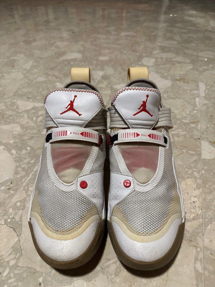 Air jordan 33 white cement hotsell