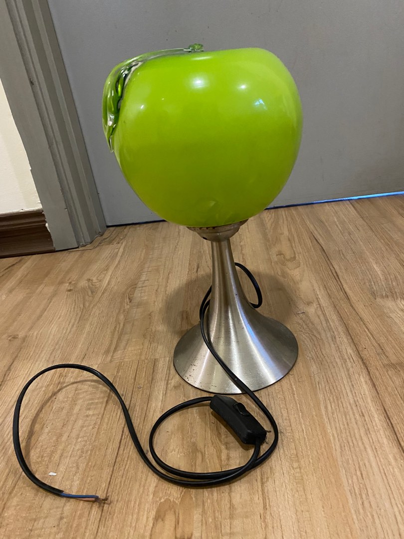 Apple table lamp