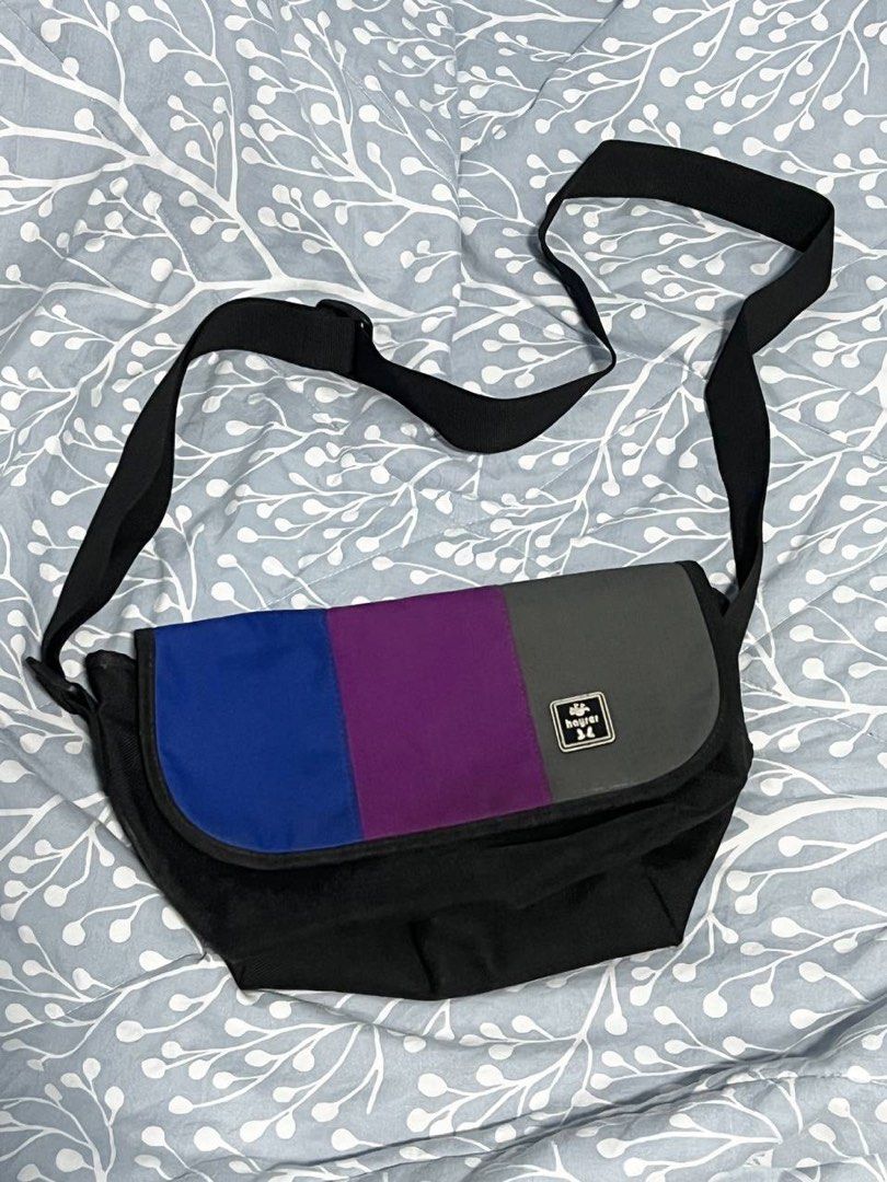 Hayrer sling bag hotsell