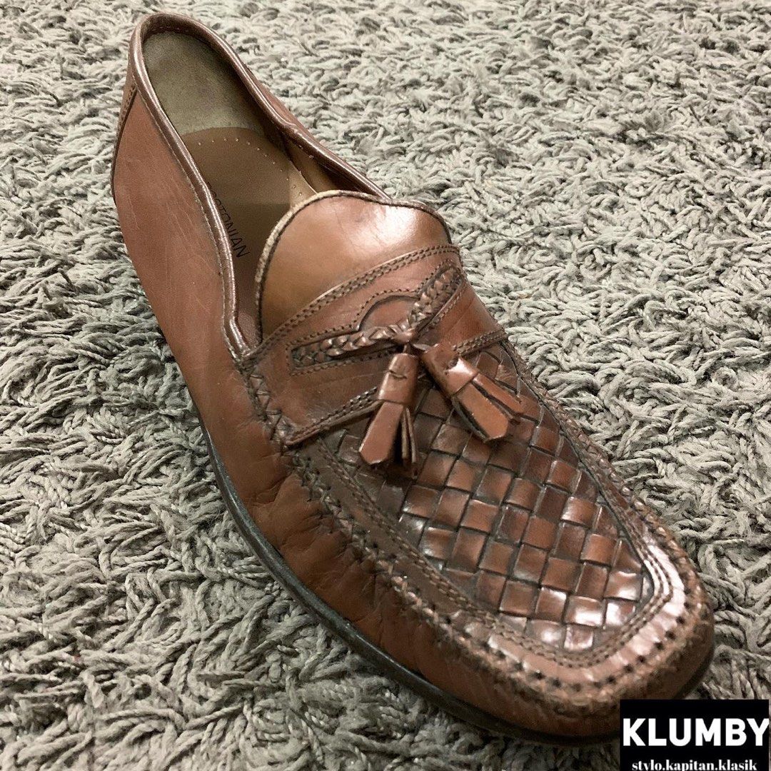 Bostonian loafers with sales tassels