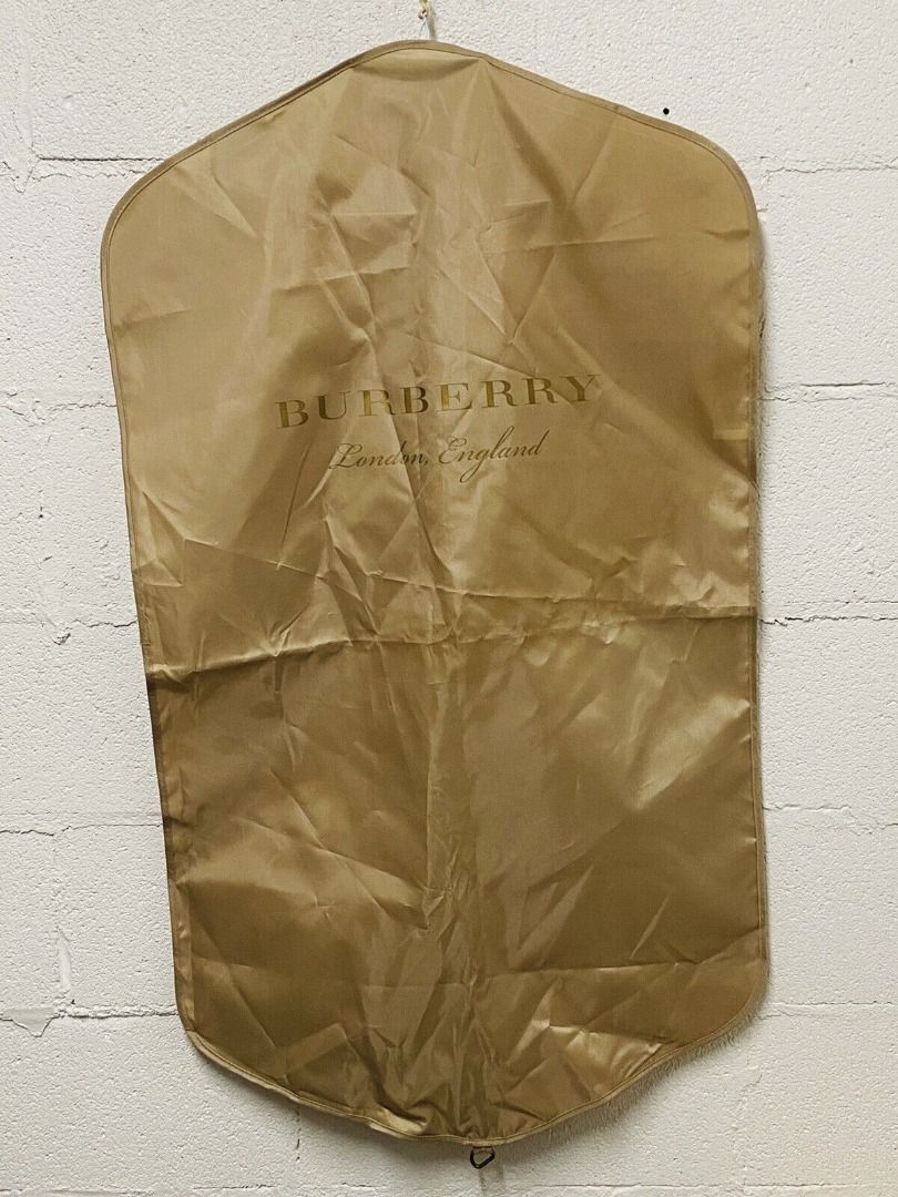 Burberry garment bag top