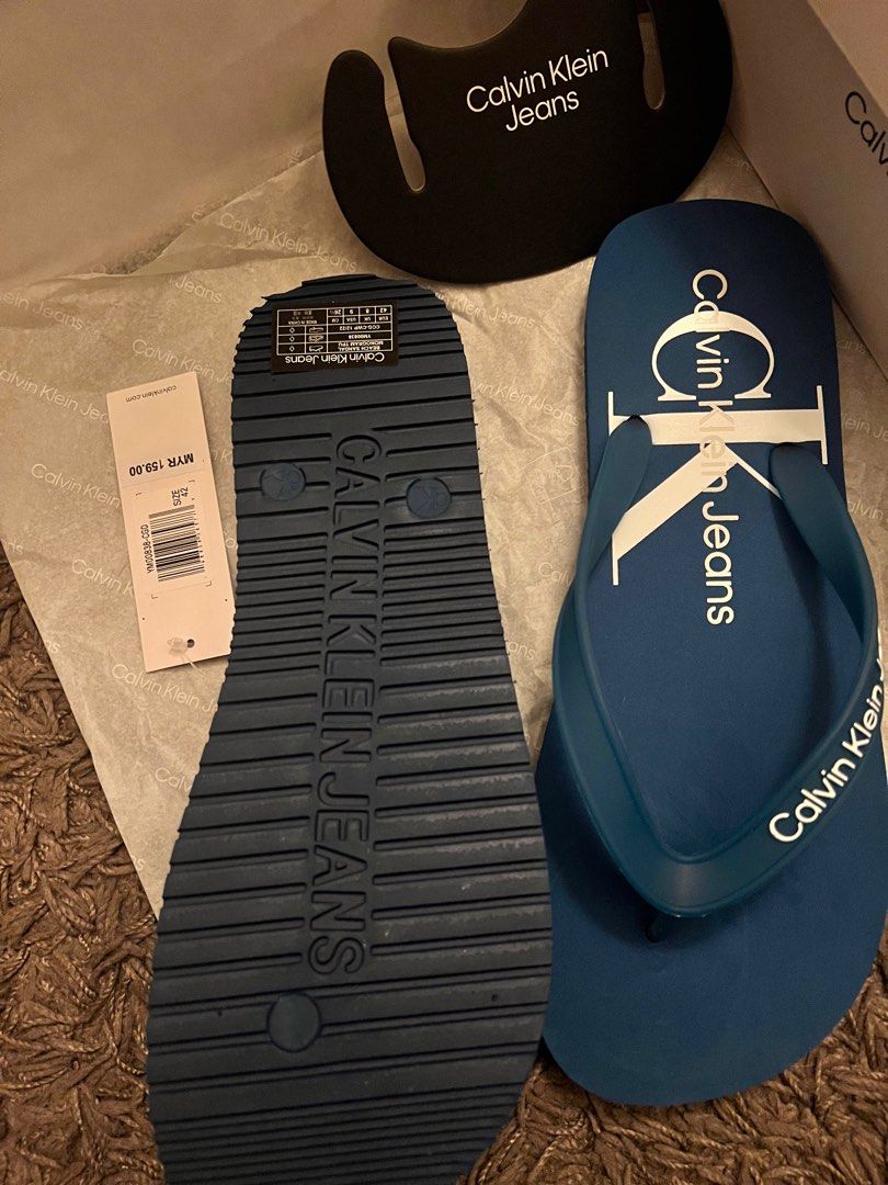 Calvin Klein flip flop, Men's Fashion, Footwear, Flipflops and Slides