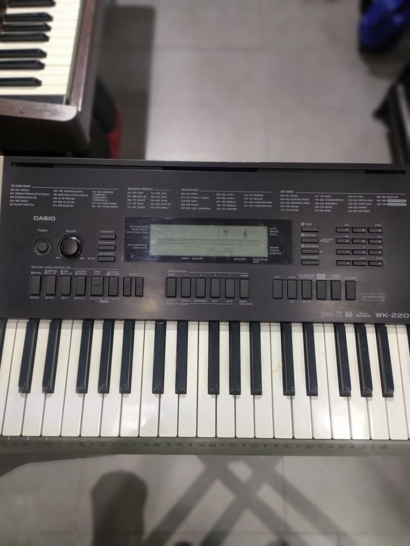 Casio Wk220 Keyboard, Hobbies & Toys, Music & Media, Musical