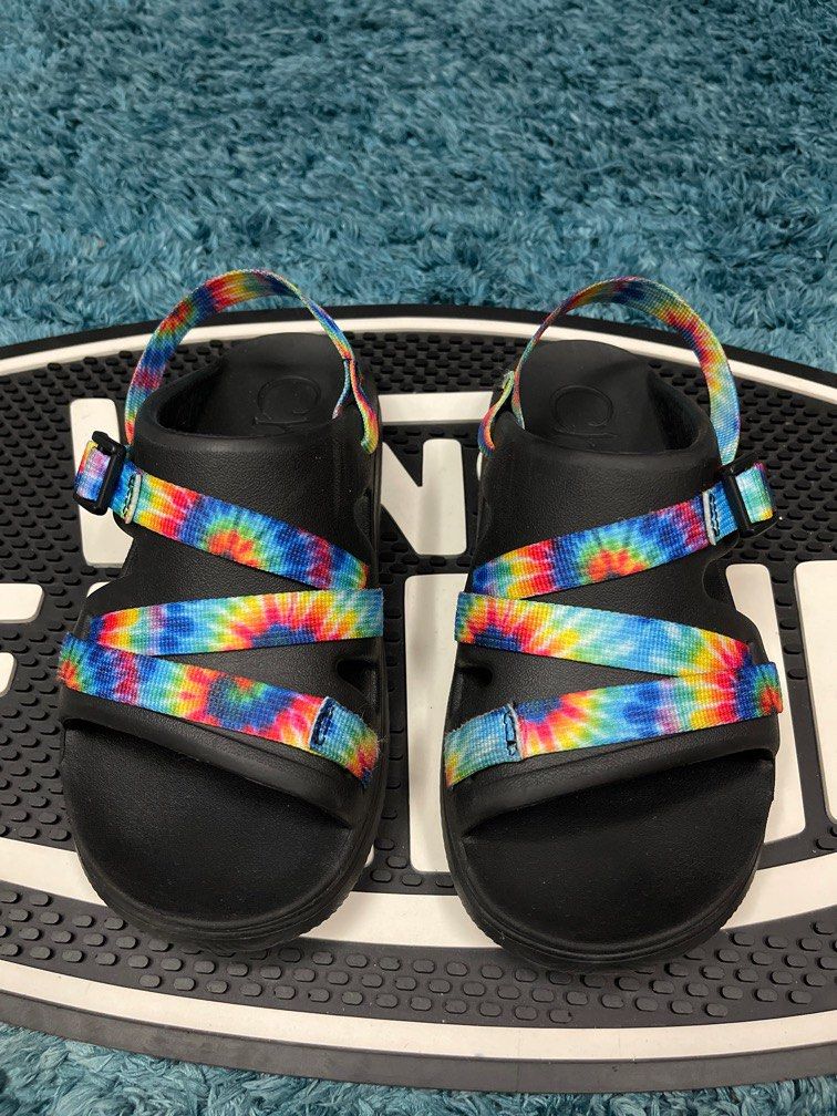 Chaco tie top dye sandals