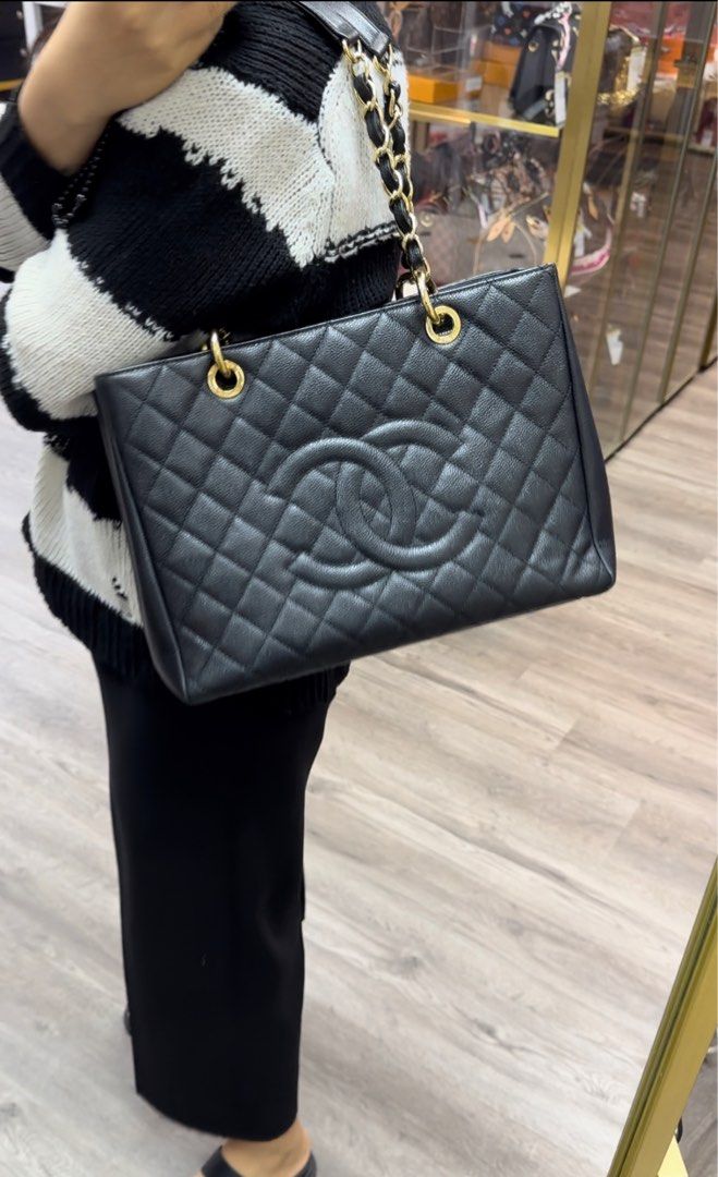 CHANEL, Bags, Chanel Gst Grand Shopping Tote Black Caviar