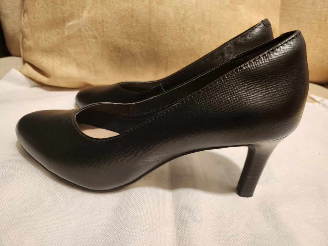 Clarks women's dancer best sale nolin pump