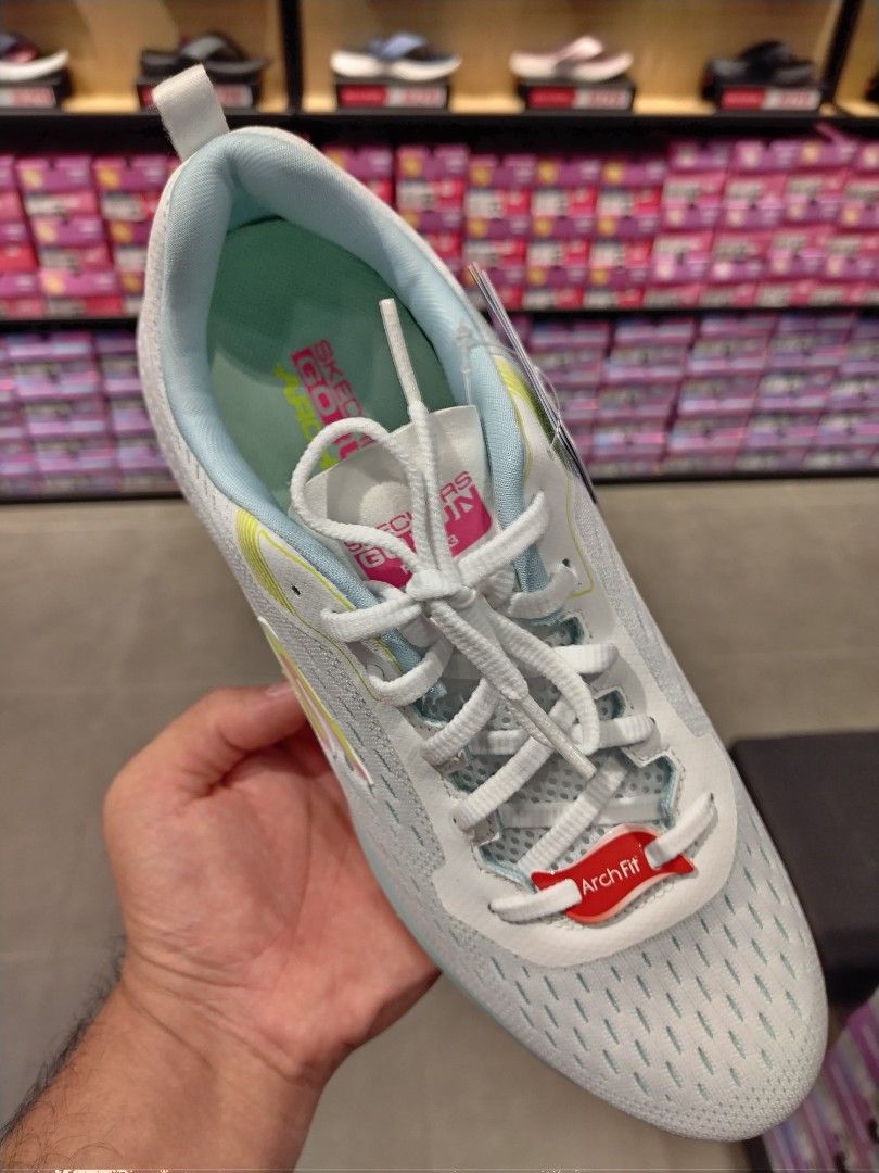 Skechers go deals run clearance