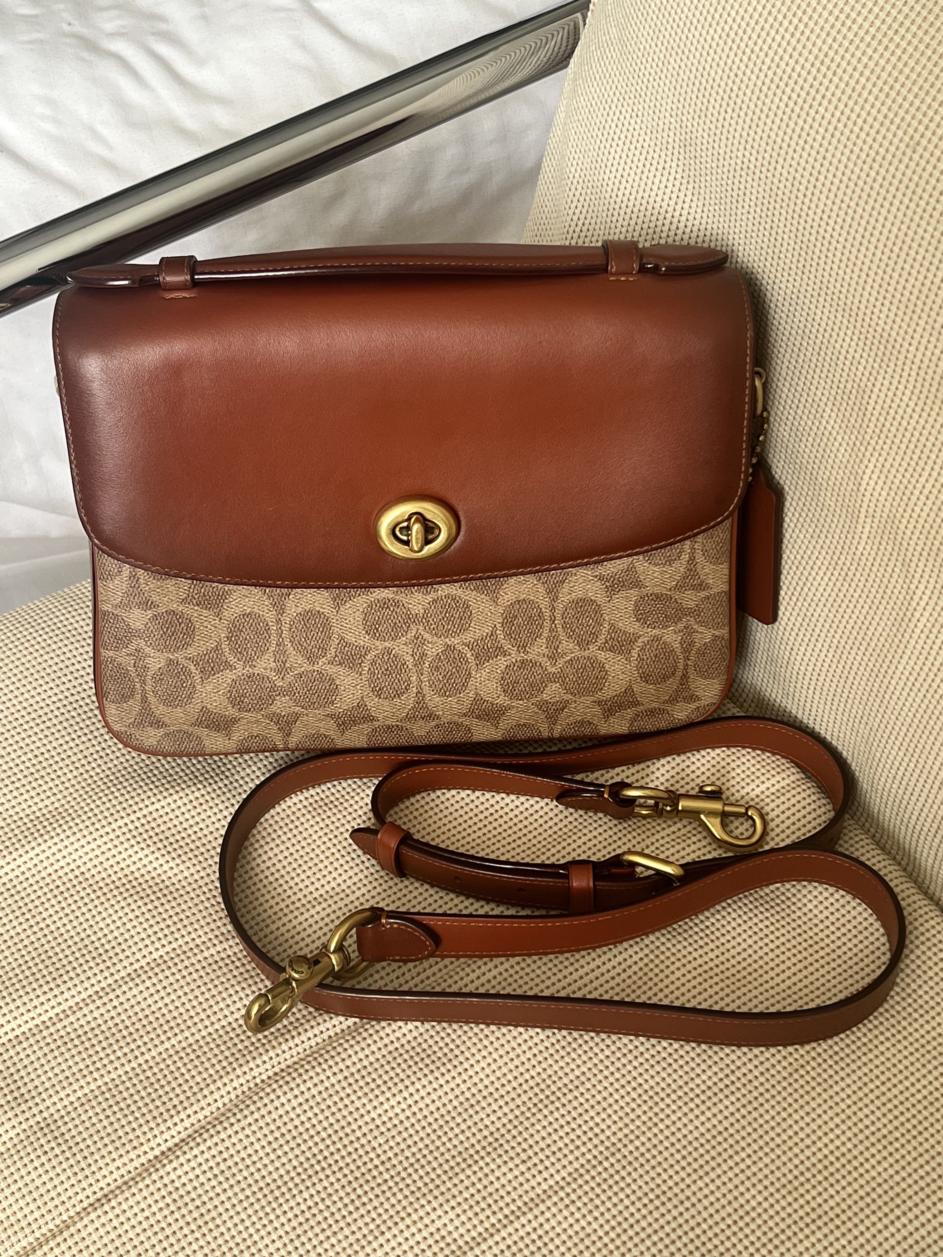 Coach cassie crossbody in signature canvas best sale