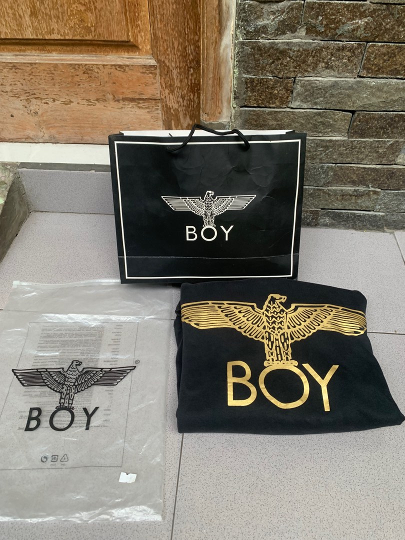 Crewneck Boy London, Barang Mewah, Pakaian di Carousell