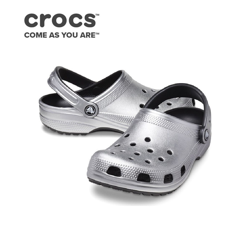 Metallic top silver crocs