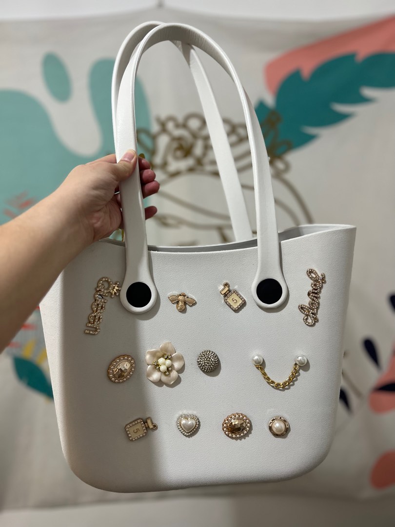 Crocs deals beach tote
