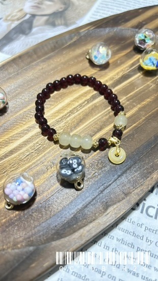 Red erimish bracelets best sale