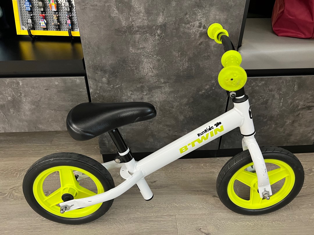 Decathlon Balance Bike, Sports Equipment, Bicycles & Parts, Bicycles on