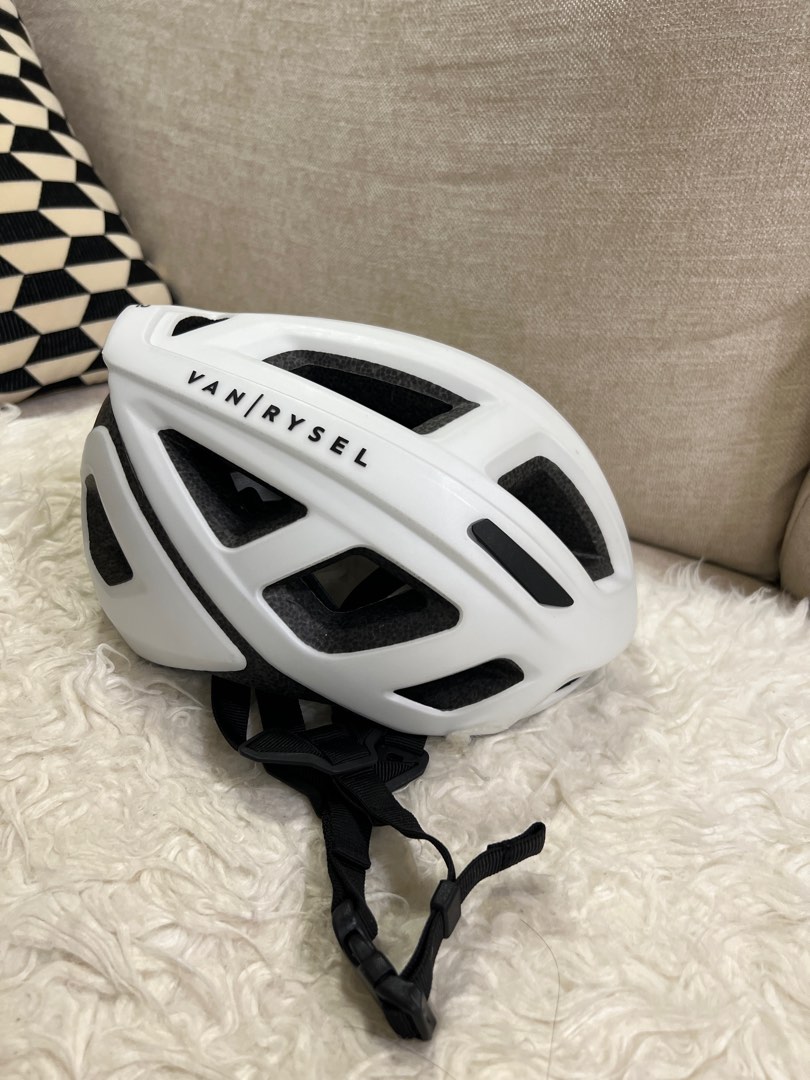 Van rysel bike 2025 helmet