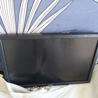Dell 19 吋闊螢幕 LCD 顯示器64207893838850110