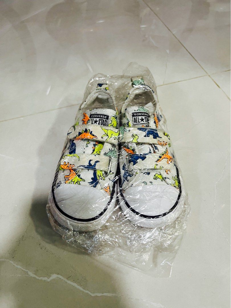 Chuck taylor clearance dinosaur