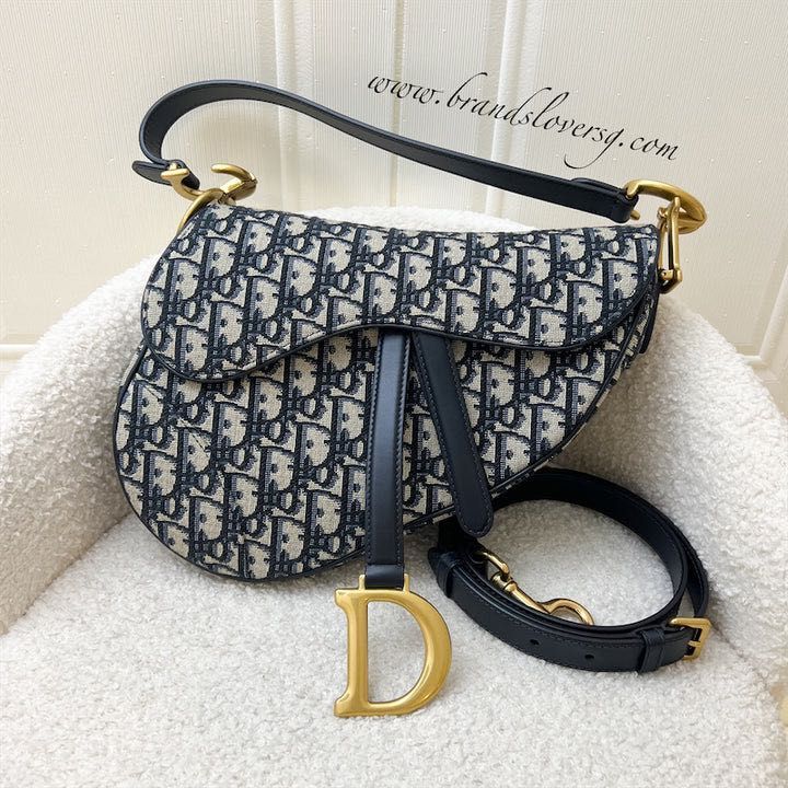 Dior Saddle Bag, Luxury, Bags & Wallets on Carousell