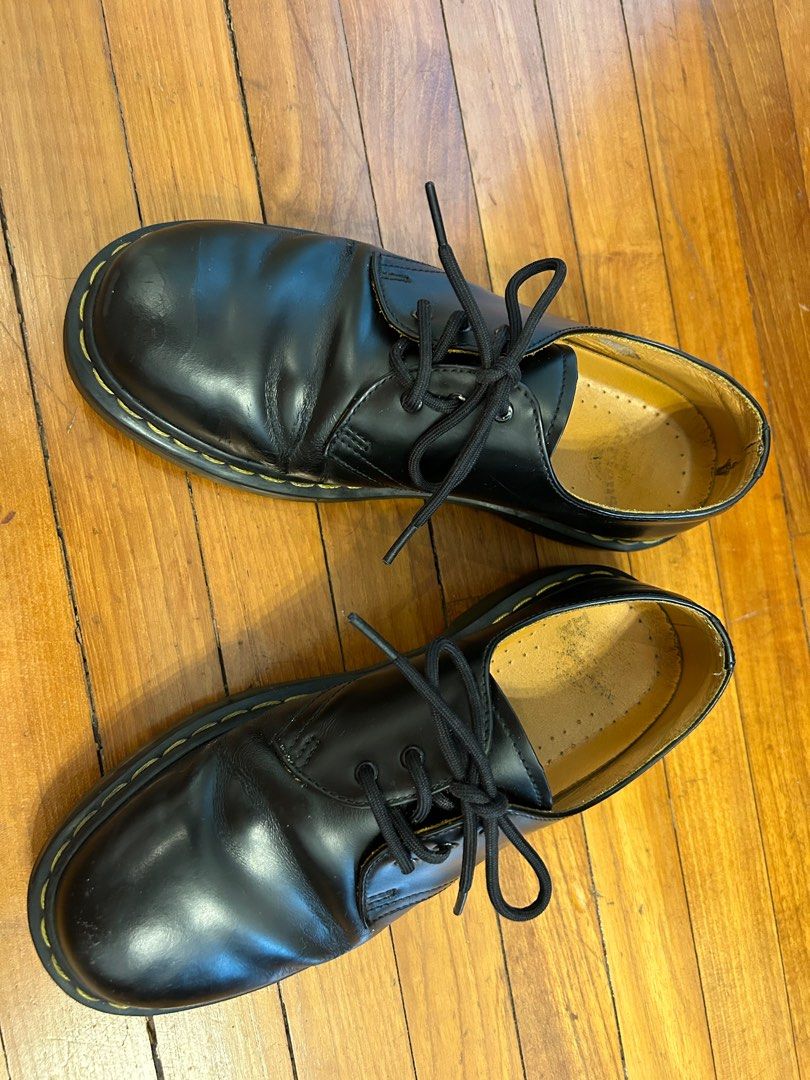 Used doc martens shop size 5