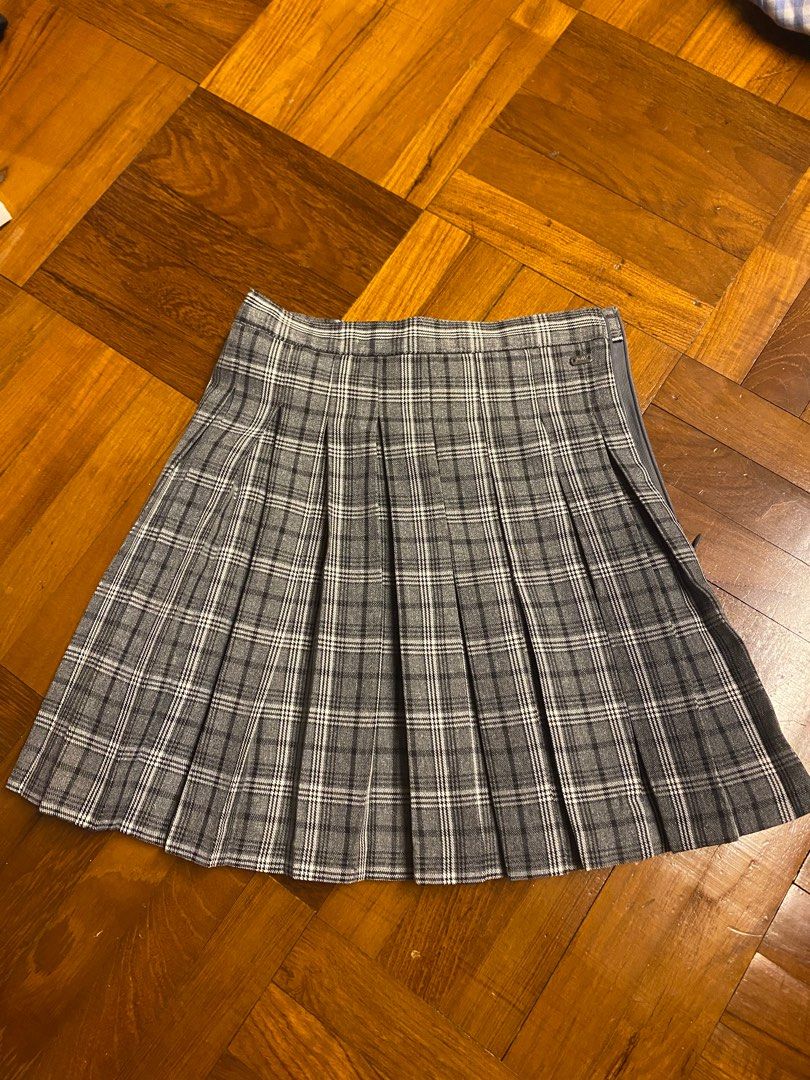 Grey plaid skirt best sale forever 21