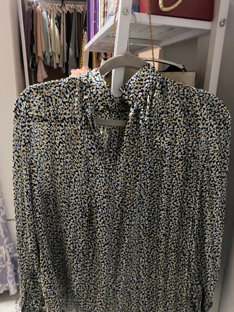 H m blouse Women s Fashion Tops Blouses on Carousell