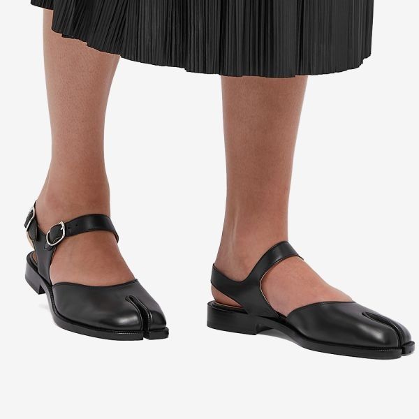 Leather Tabi Sandals Luxury Sneakers Footwear on Carousell