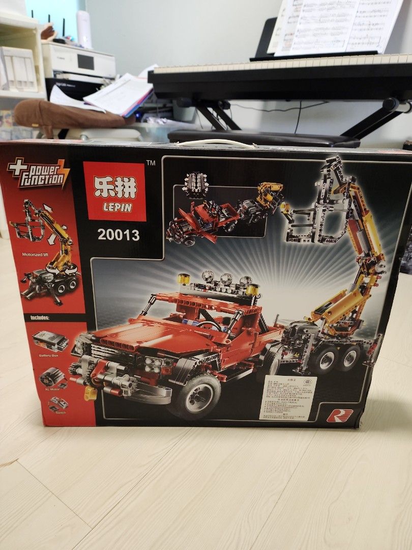 Lepin 20013 Crane Truck compatible with Lego 8258