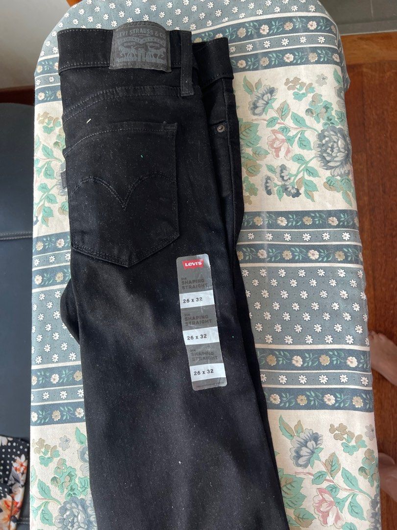 Levi's 314 2025 shaping straight black