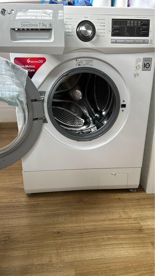 LG 7.5kg direct drive washing machine, TV & Home Appliances, Washing