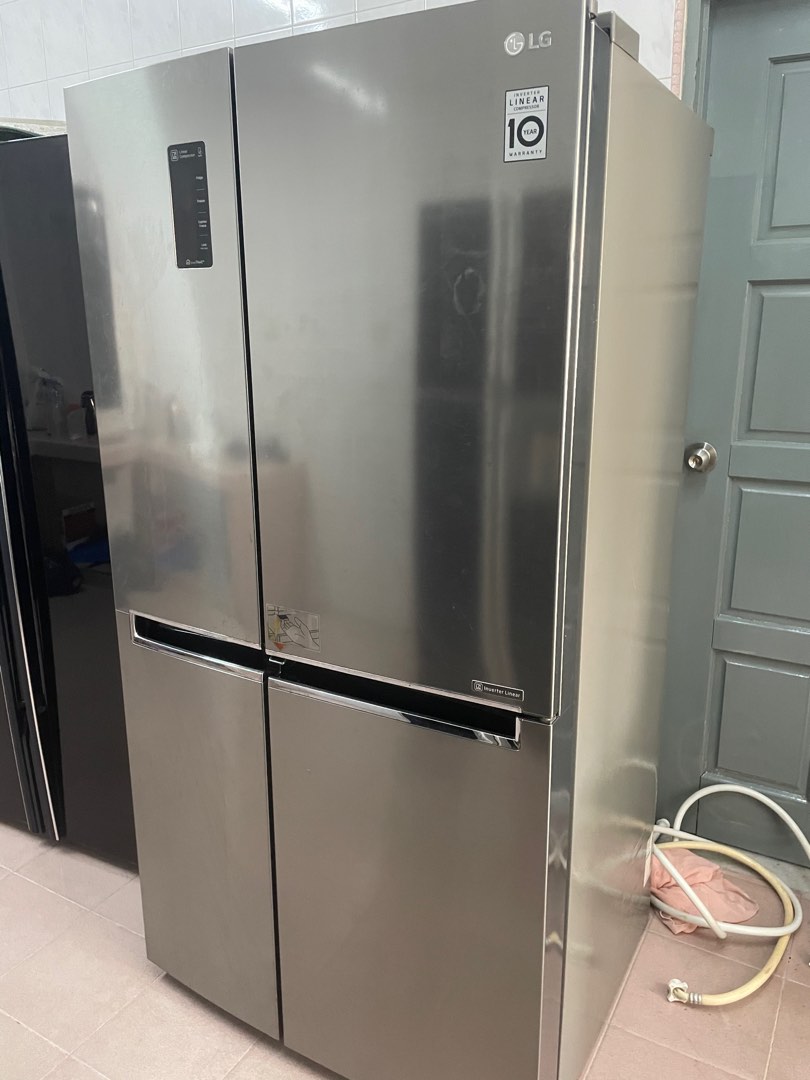 LG side by side fridge condition ok, TV & Home Appliances, Kitchen