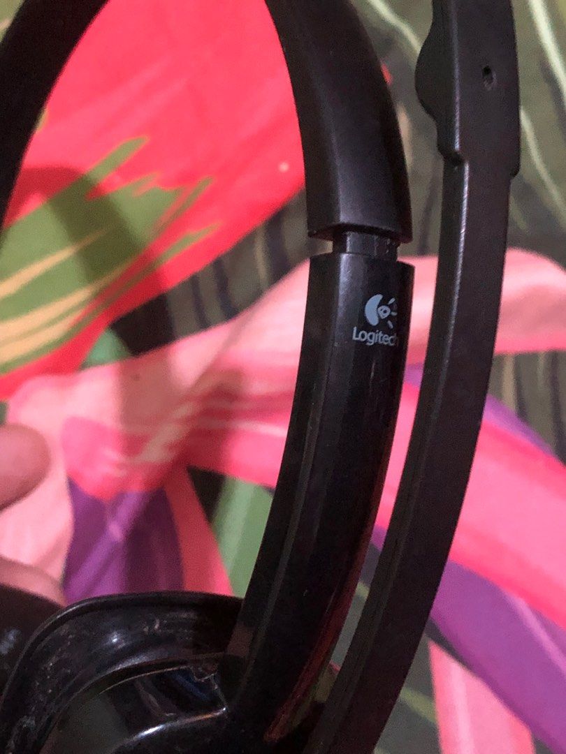 Logitech headset, Audio, Headphones & Headsets on Carousell