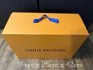 Louis Vuitton Gold Letter 5.75"x 5"x1.5" Empty Drawer Style  Box .