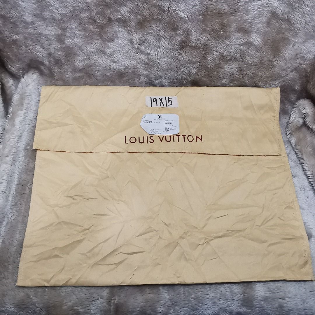 Authentic Louis Vuitton Dust Bag #LV #dustbag #LV neverfull, Women's  Fashion, Bags & Wallets, Purses & Pouches on Carousell