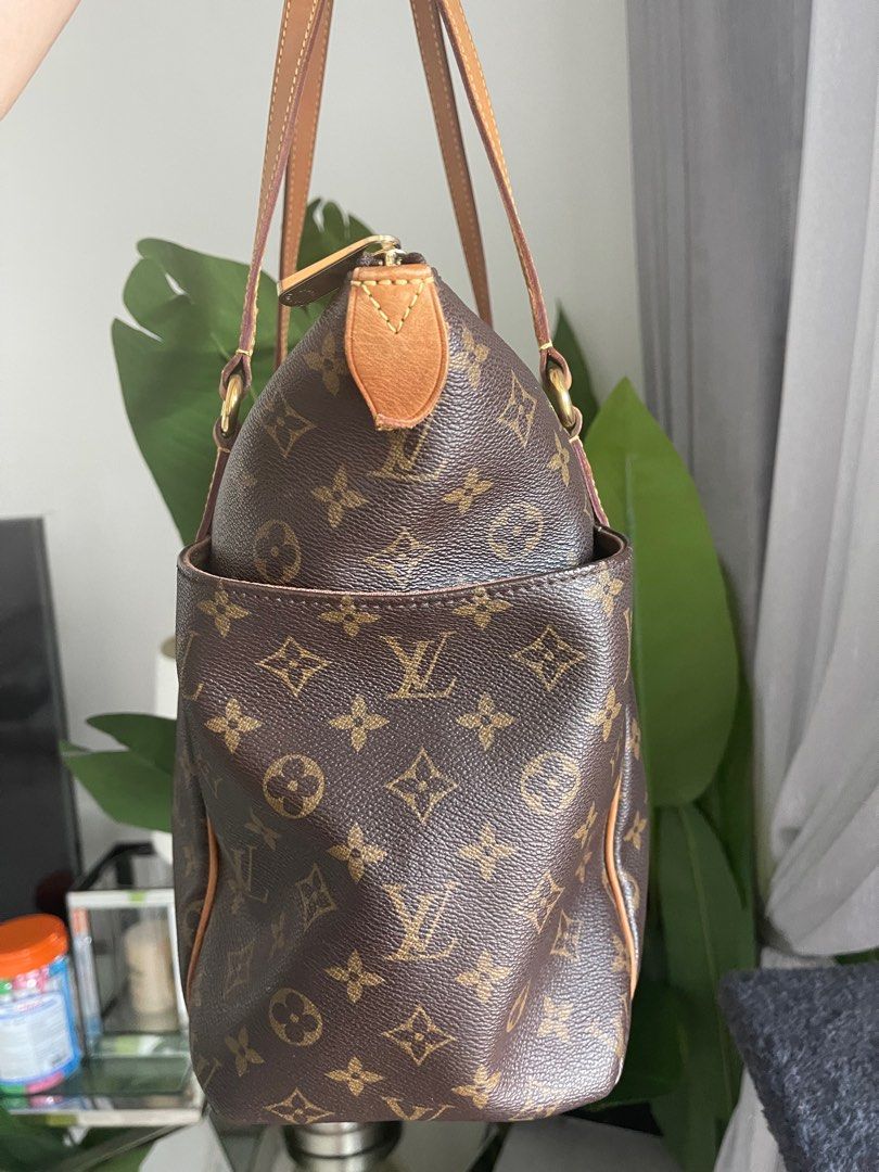 Louis Vuitton Monogram Canvas Totally MM Tote