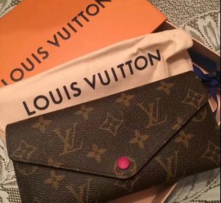 LV Long Wallet Bi-fold Envelope type Light Brown, Women's Fashion, Bags &  Wallets, Wallets & Card holders on Carousell