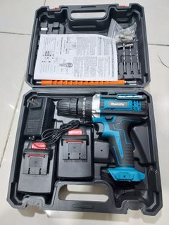Makita Cordless Drill Power Tool w/ 2 batteries