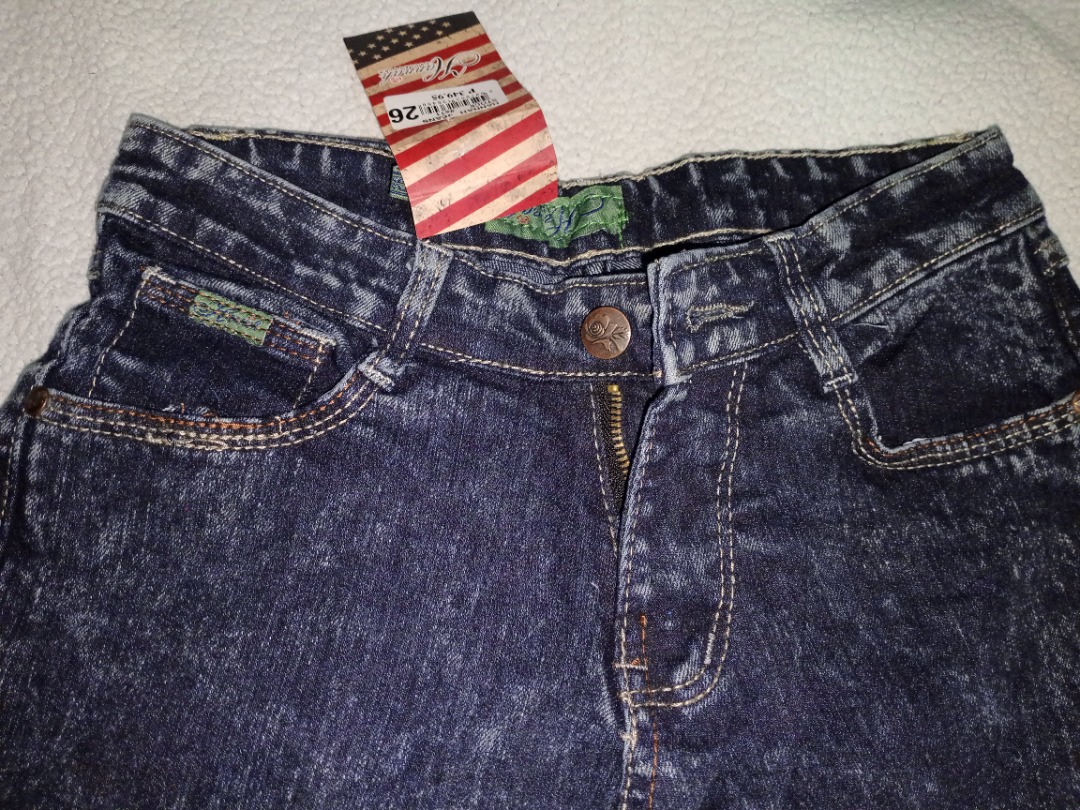 Maong jeans, Women's Fashion, Bottoms, Jeans on Carousell