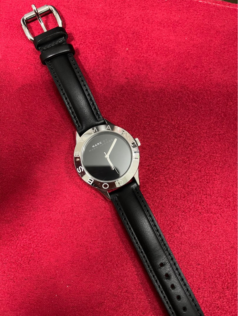 Marc jacobs red watch top