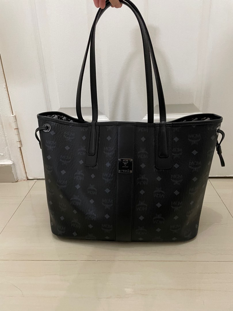 Mcm black clearance reversible tote