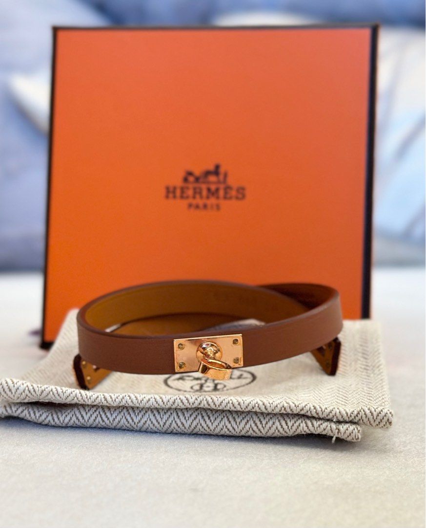 Double tour bracelet hotsell