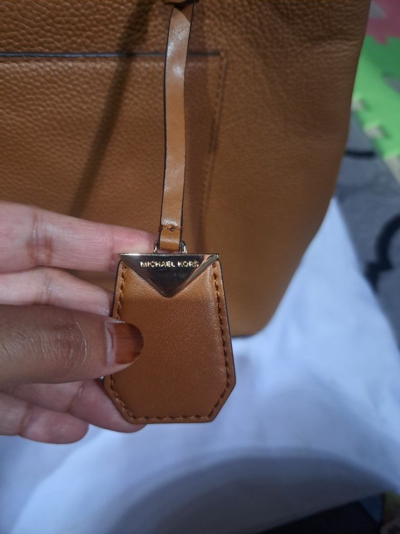 Mk meredith tote hot sale