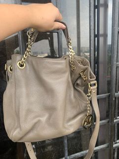 MK sling bag gray