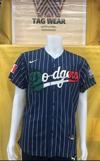 (Category: ) located in . Submitted by tagwearapparel (Listing ID 1262969723, Image 1). Description: .