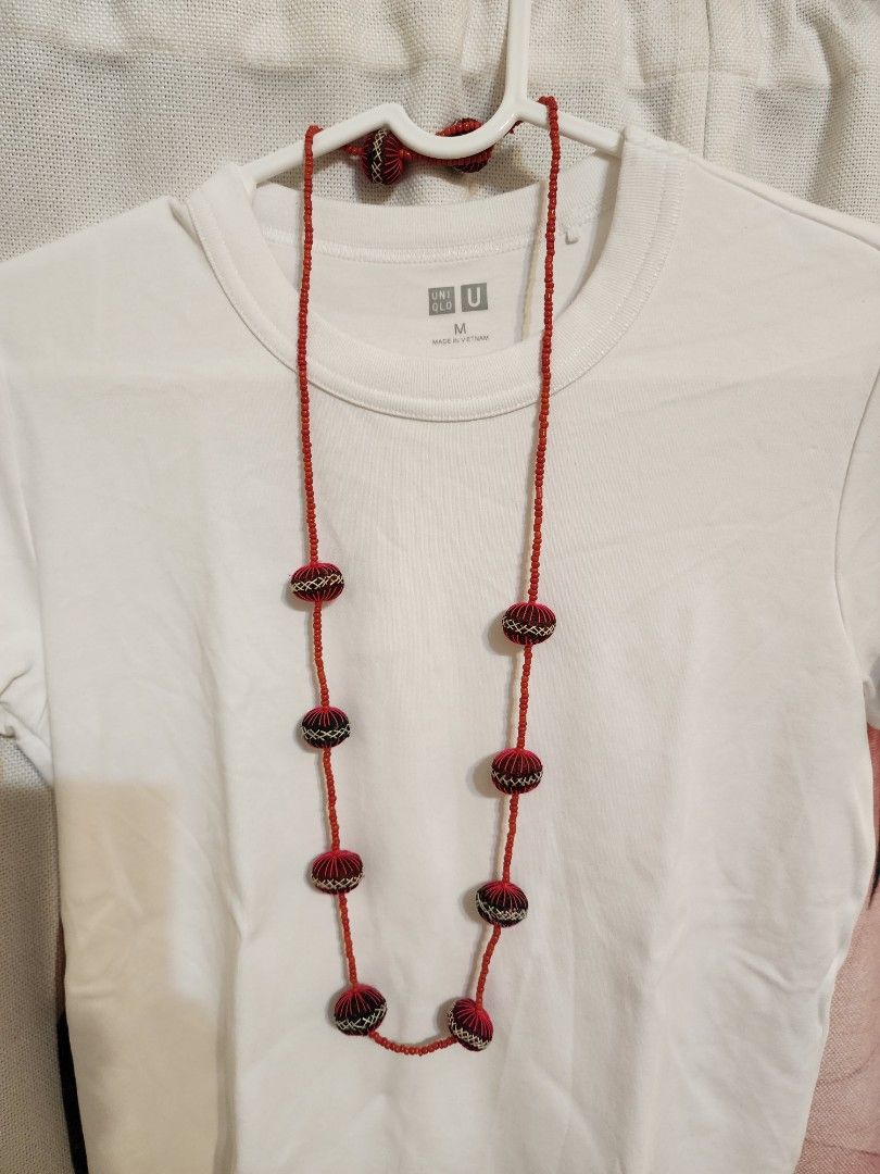 Red new arrivals black necklace