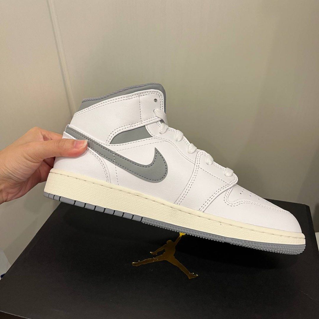 Nike air jordan high cut clearance