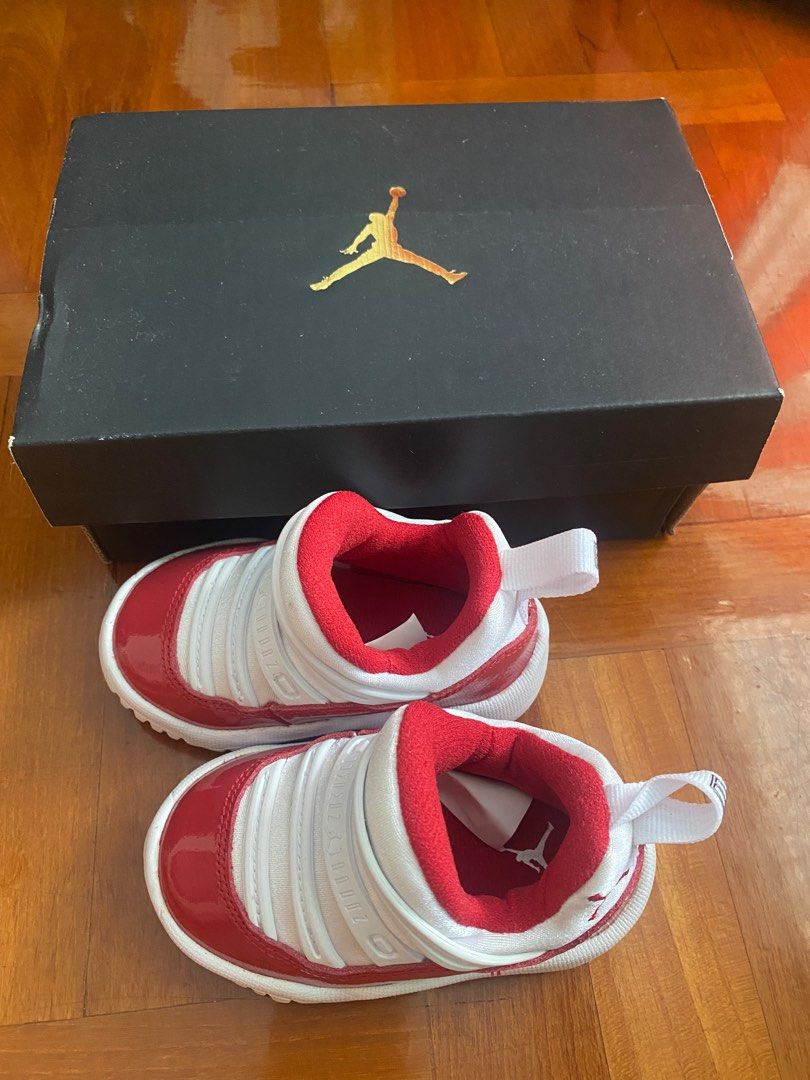 Red jordans clearance baby