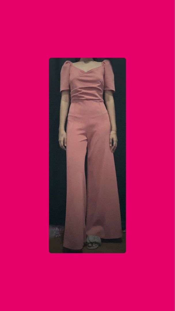 Old rose jumpsuit (Category: Jumpsuits) located in Mandaluyong City. Submitted by astuff___ (Listing ID 1262935749, Image 1). Description: Quality fabric neoprene jumpsuit Makapal ang tela. Feels luxe ✨ Used once for a wedding Model’s size Bust: 34 Waist: 28-29 Hips: 36 Height: 5’6 Mop: bpi/maya/gcash 📍 Mandaluyong .