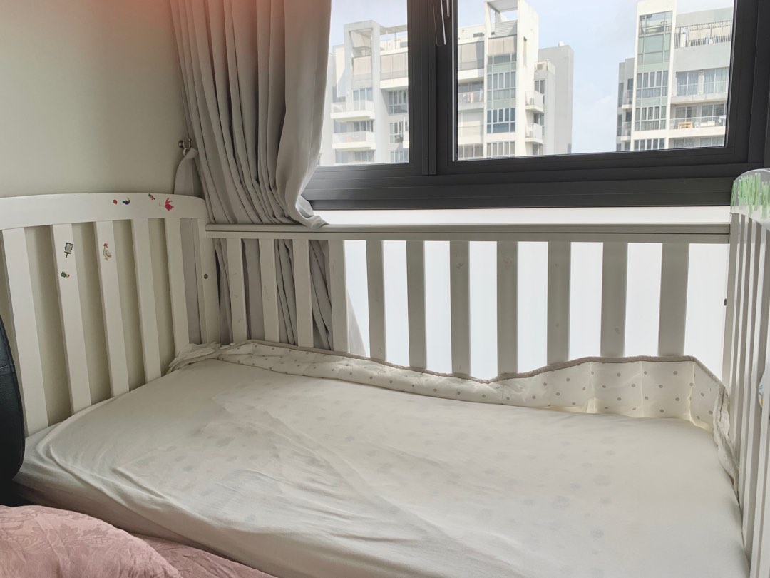 Connecting crib to bed discount