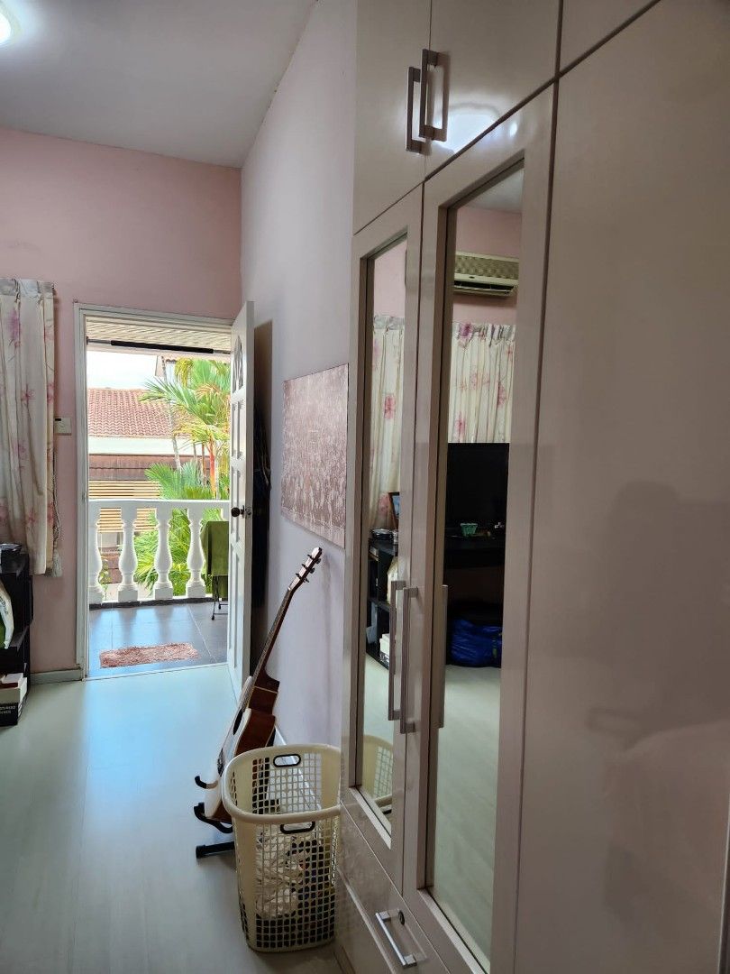 PASIR RIS COMMON ROOM in landed house for single male only, Property