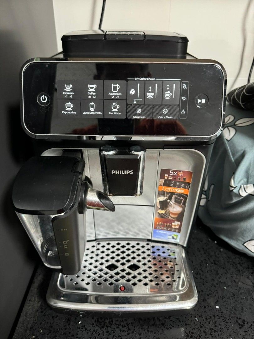 PHILIPS LatteGo Espresso Coffee Machine Fully Automatic Series 3200